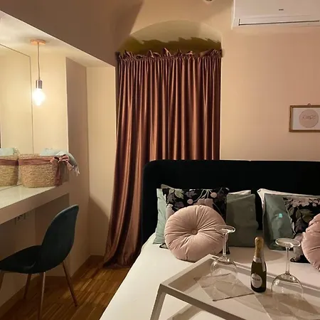 Apartament Rose